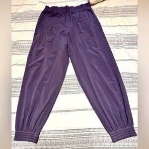 Athleta lightweight joggers women’s size 12